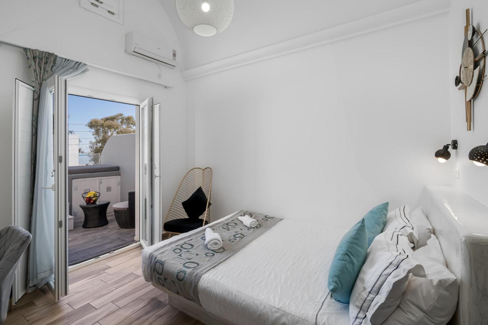 Oasis Suites Fira Fira (Santorini) Eksteriør billede