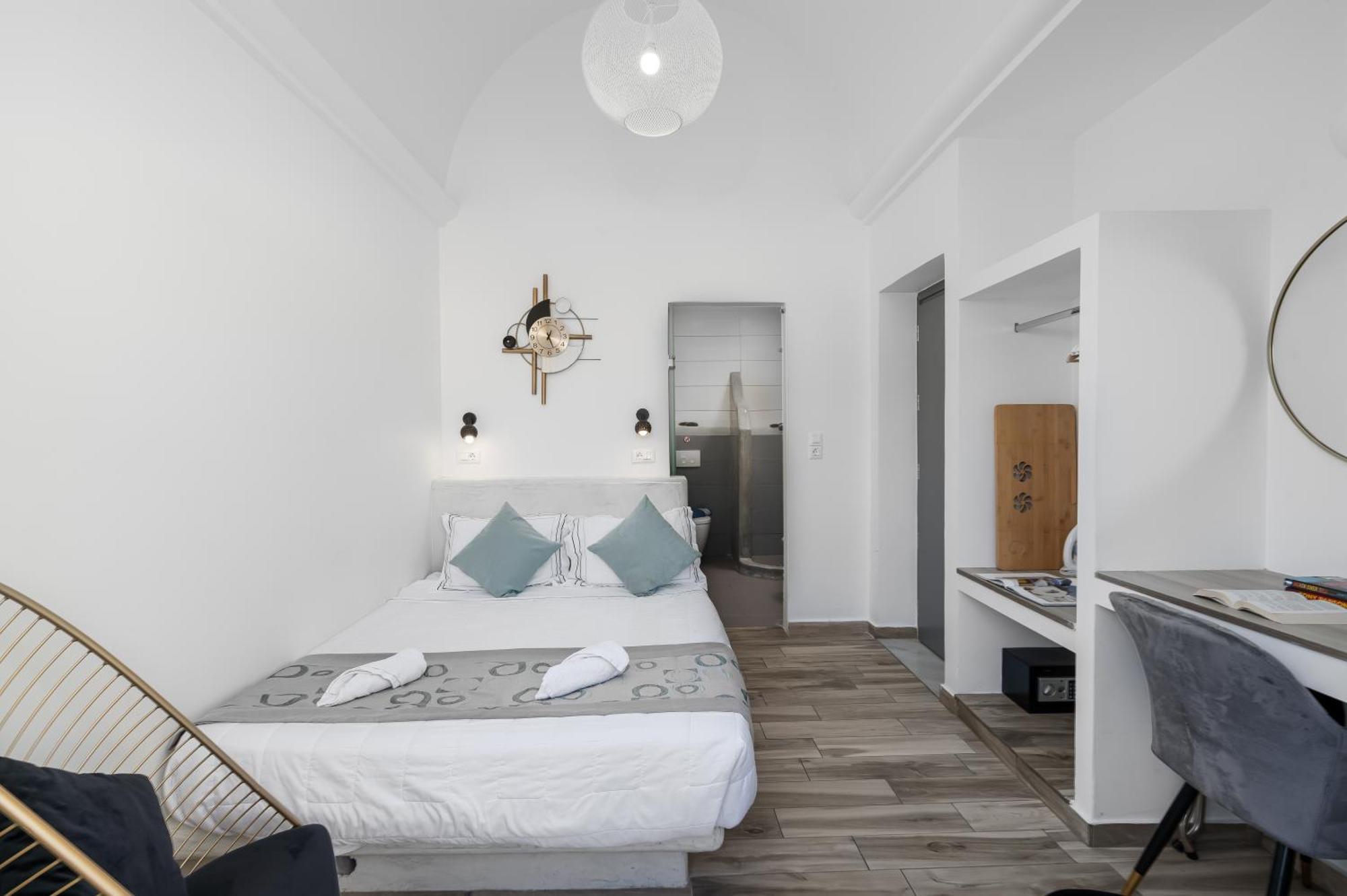 Oasis Suites Fira Fira (Santorini) Eksteriør billede