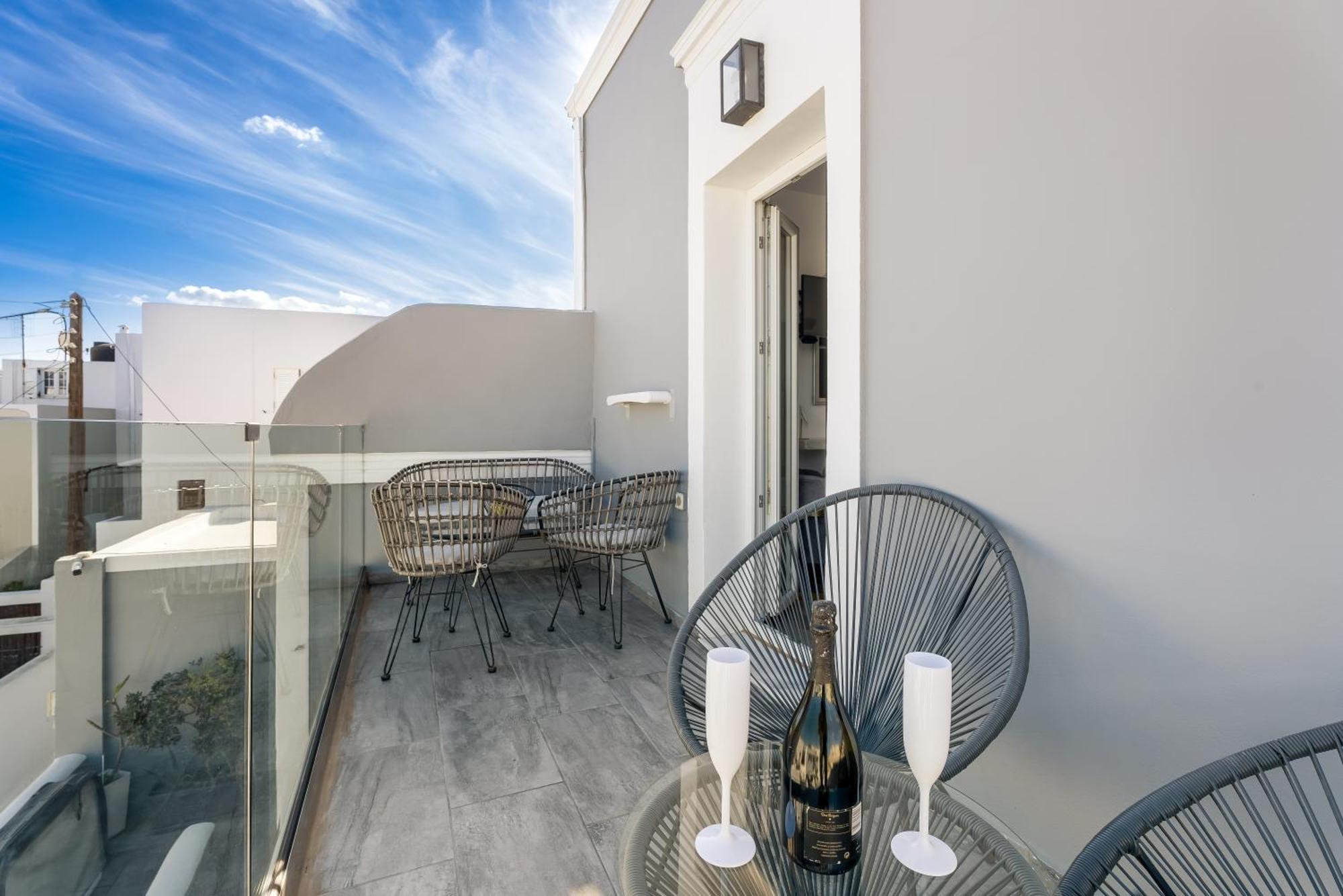 Oasis Suites Fira Fira (Santorini) Eksteriør billede
